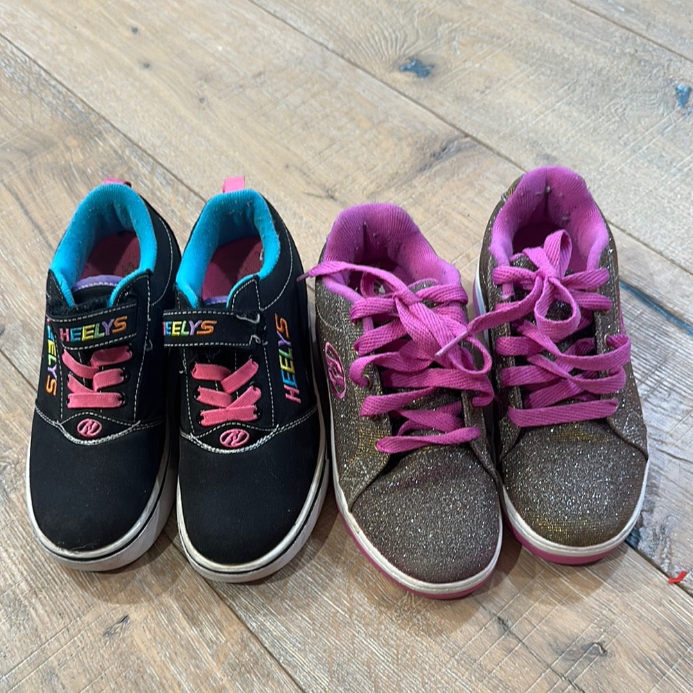 Heelys Black and Pink Sneakers with Wheels